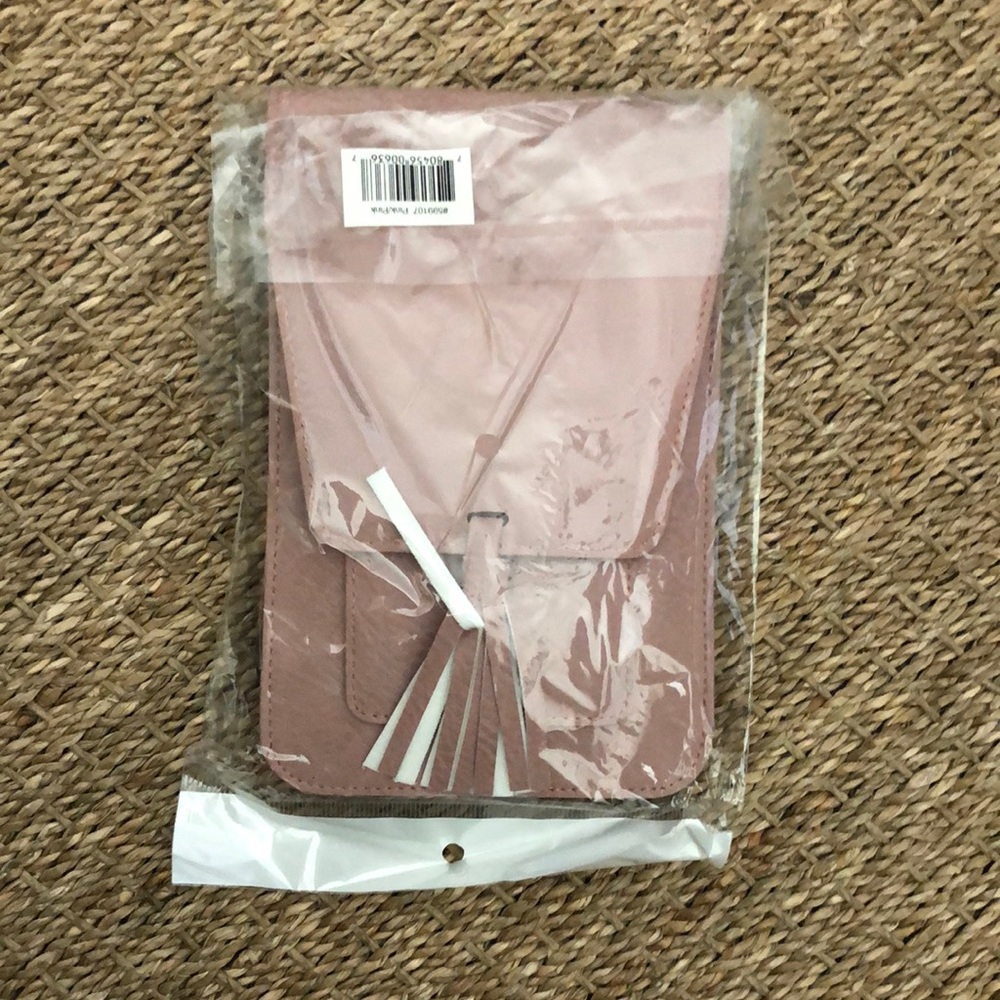 K Carroll Harper crossbody Oprah’s Favorite Thing!